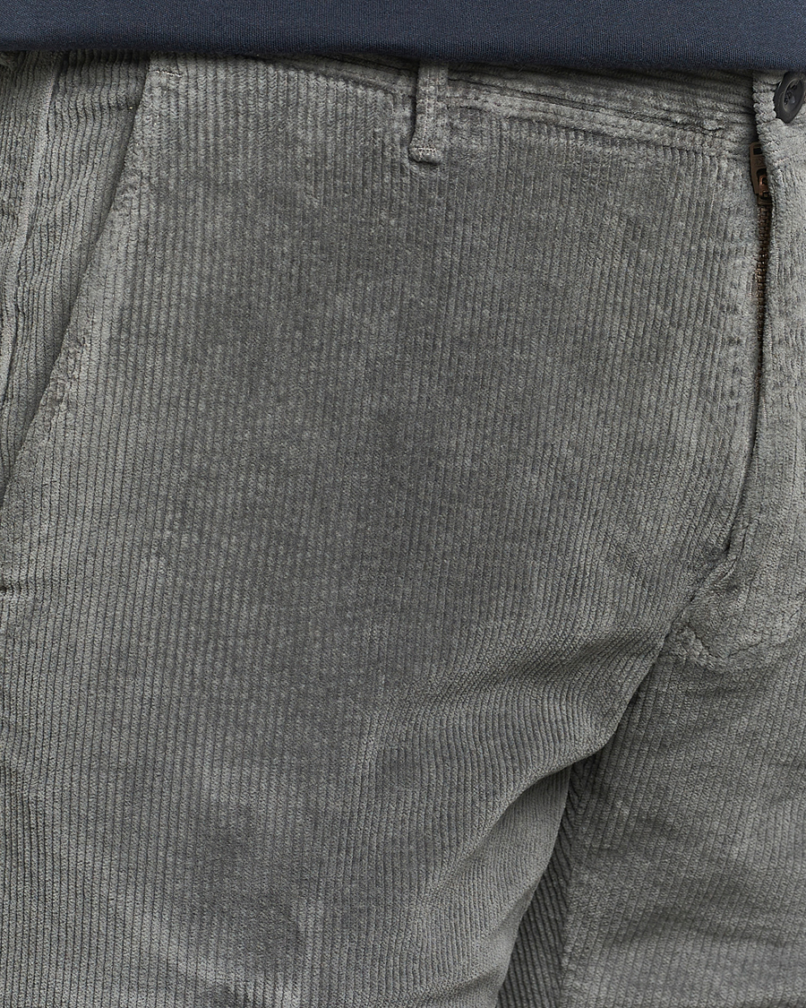 Homme | Pantalons | Incotex | Slim Fit Leisure Cord Slacks Grey