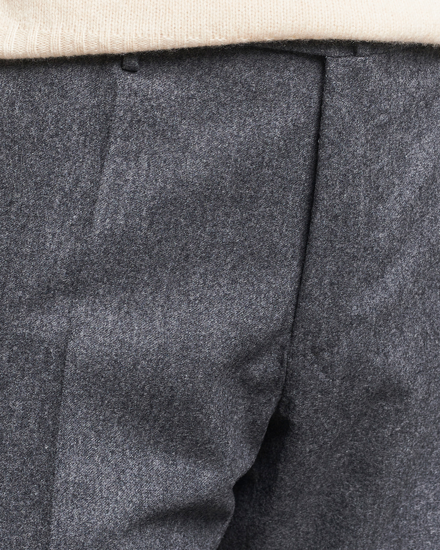 Homme | Pantalons | Incotex | Slim Fit Carded Flannel Trousers Dark Grey