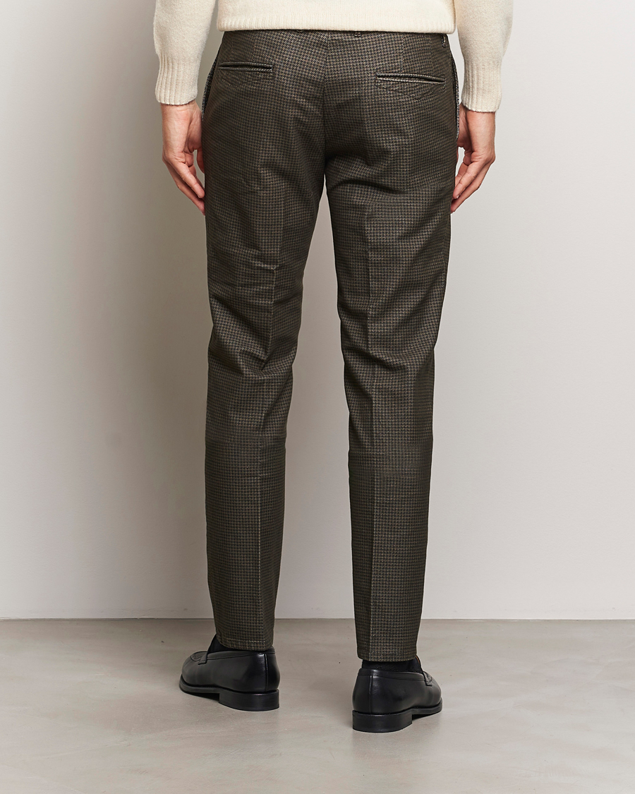 Homme | Pantalons | Incotex | Slim Fit Houndstooth Stretch Slacks Dark Brown