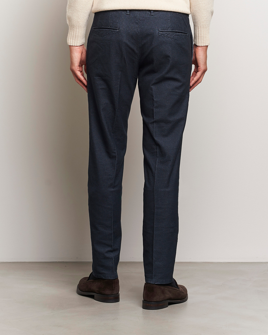 Homme | Pantalons | Incotex | Slim Fit Houndstooth Stretch Slacks Navy