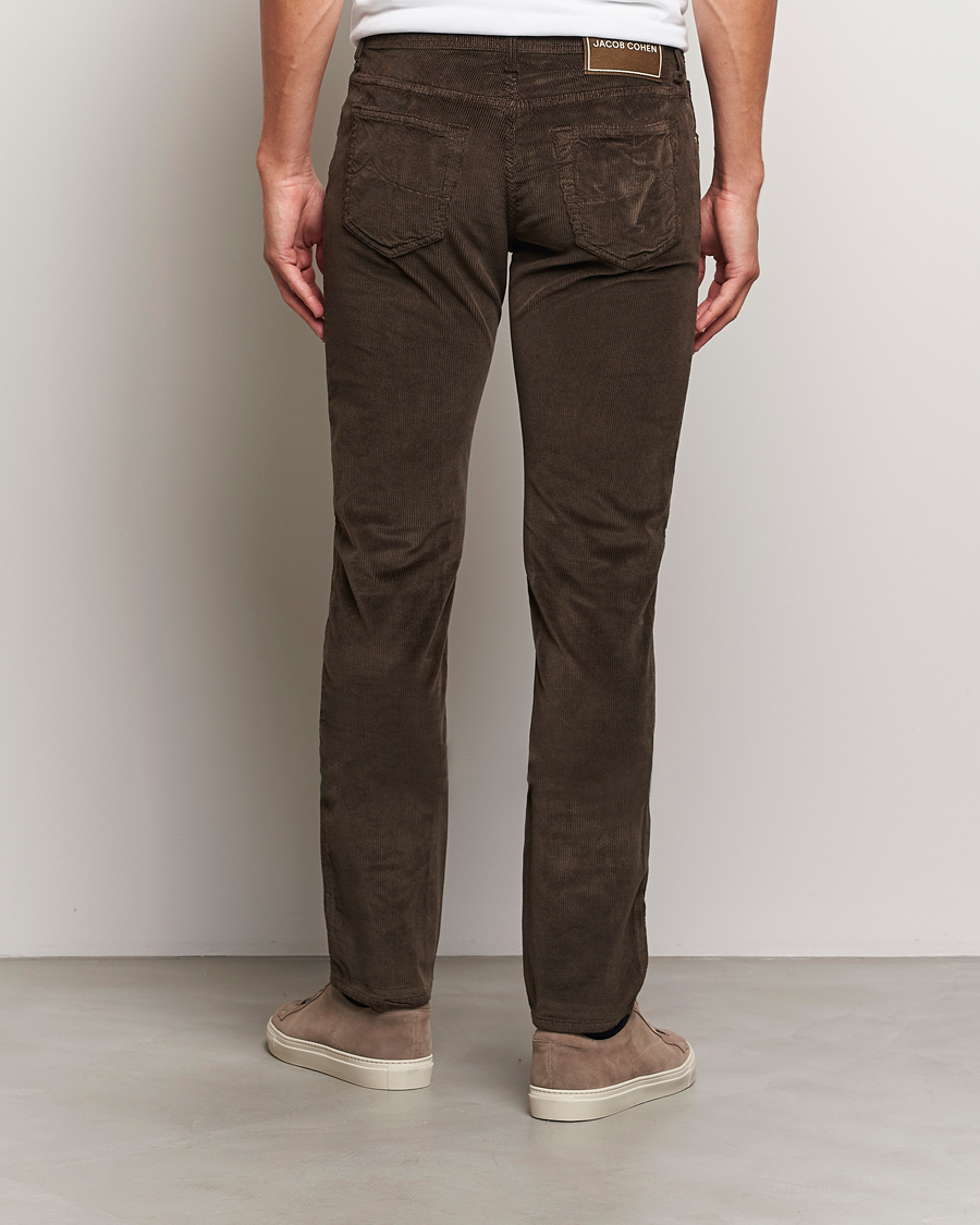 Homme | Pantalons | Jacob Cohën | Bard 5-Pocket Medium Corduroy Trousers Brown