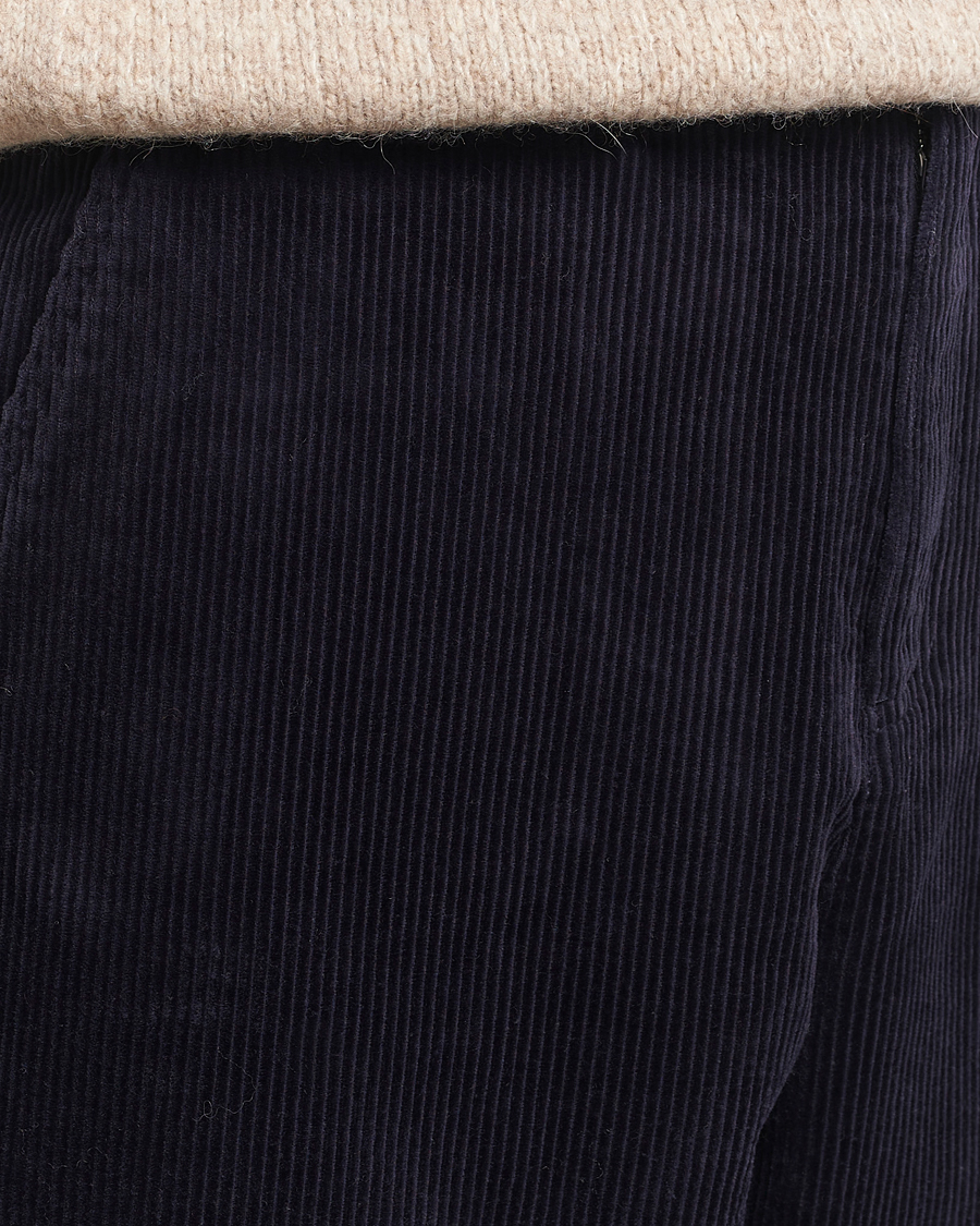 Homme | Pantalons | LES DEUX | Kody Heavy Corduroy Pants Dark Navy