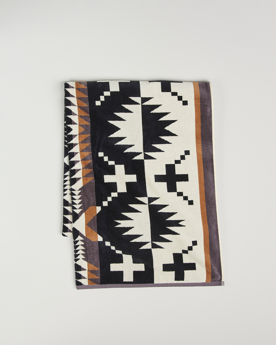 Homme | Pendleton Jacquard Spa Towel Spider Rock Black | Pendleton | Jacquard Spa Towel Spider Rock Black
