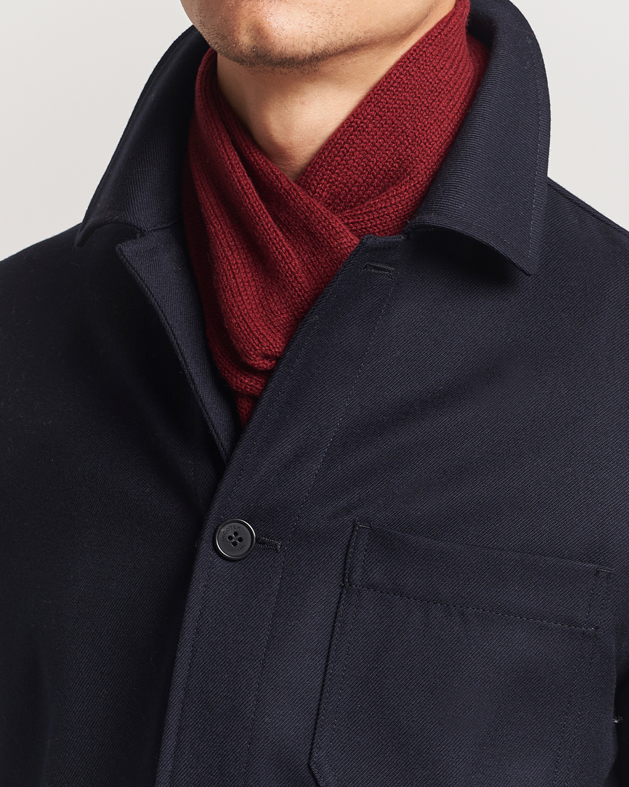 Homme | Piacenza Cashmere Short Loop Cashmere Scarf Burgundy | Piacenza Cashmere | Short Loop Cashmere Scarf Burgundy
