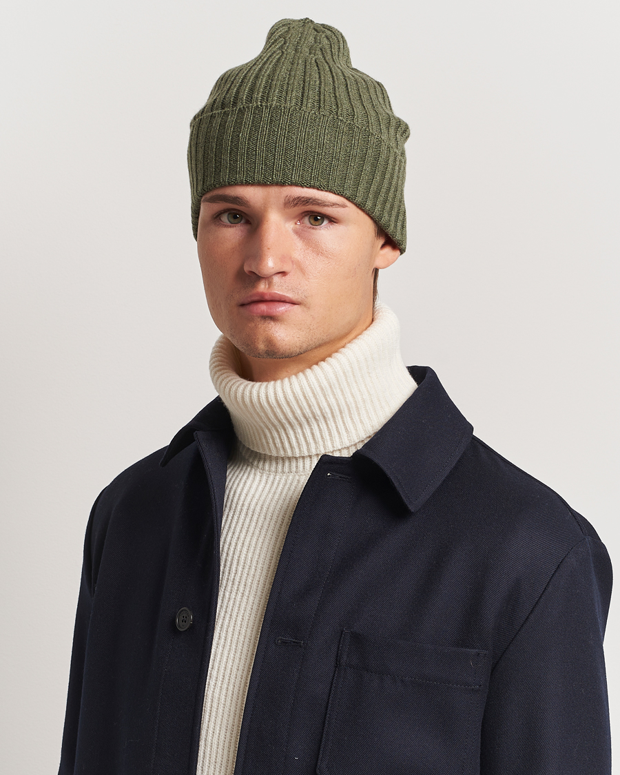 Homme | Piacenza Cashmere Ribbed Cashmere Beanie Olive | Piacenza Cashmere | Ribbed Cashmere Beanie Olive