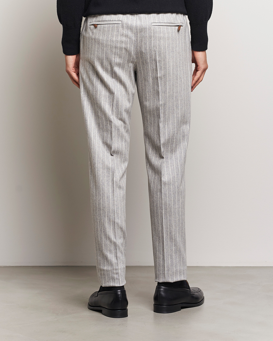 Homme | Pantalons | PT01 | Slim Fit Wool/Cashmere Drawstring Trousers Light Grey