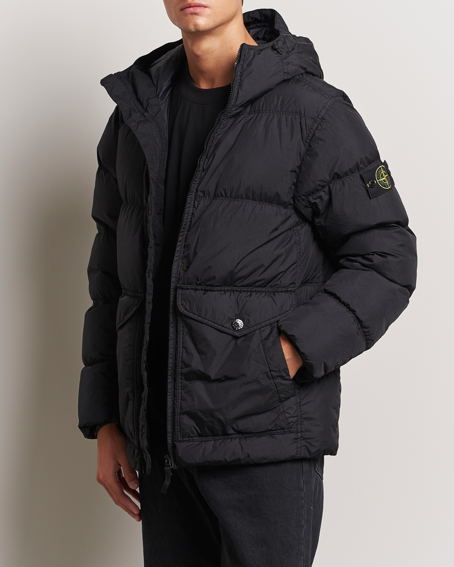 Homme | Manteaux Et Vestes | Stone Island | Garment Dyed Recycled Nylon Down Hooded Jacket Black