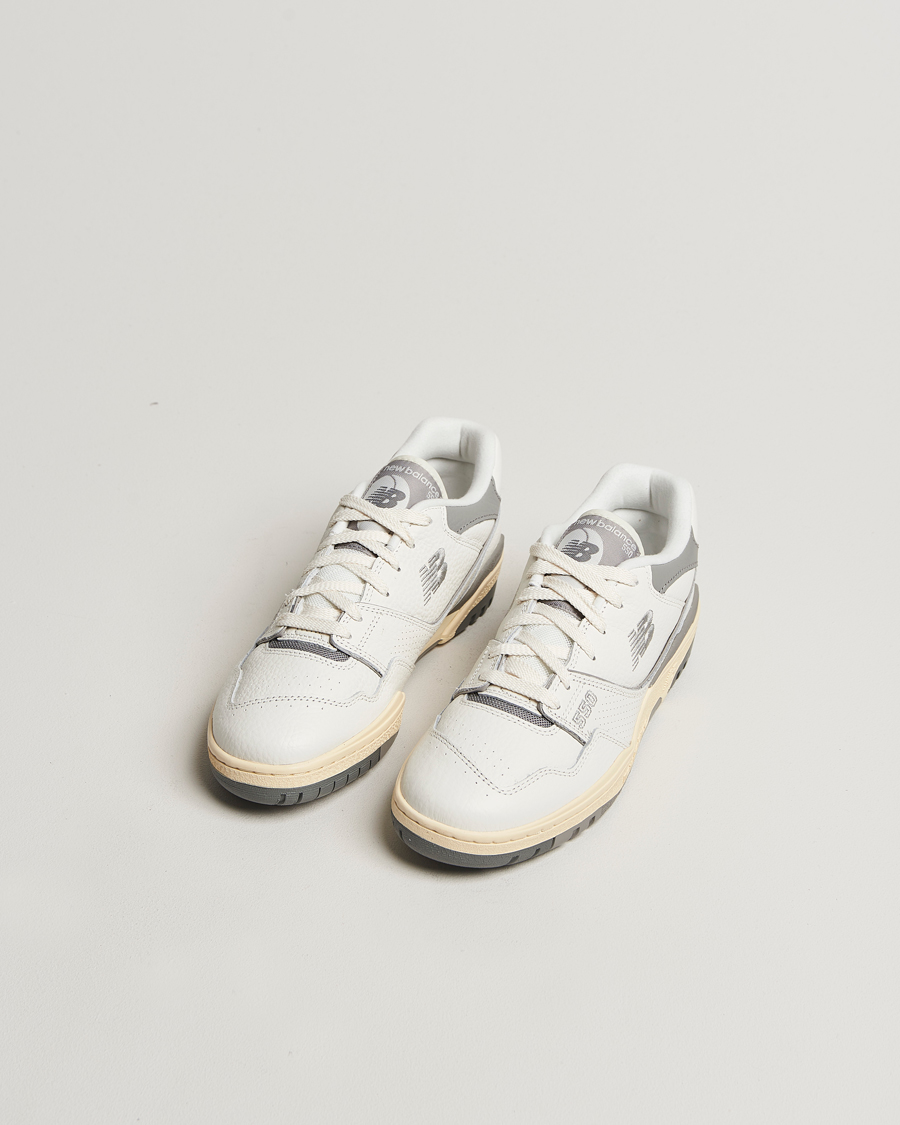 Homme | New Balance 550 Retro Tennis Sneakers White/Grey | New Balance | 550 Retro Tennis Sneakers White/Grey