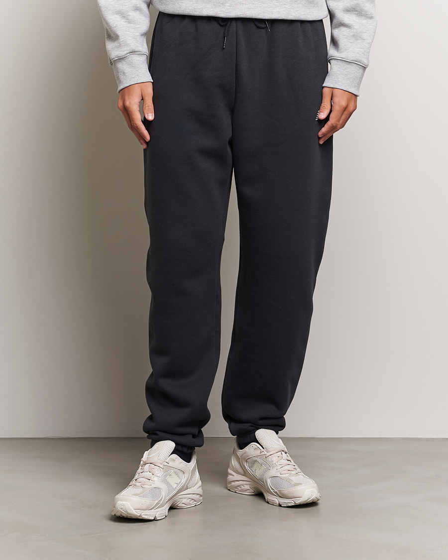 Homme | Pantalons | New Balance | Essentials Fleece Sweatpants Black