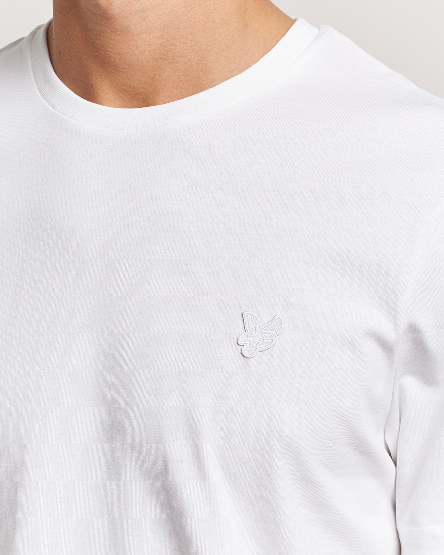 Homme | T-shirts | Lyle & Scott | Tonal Eagle Crew Neck T-Shirt White
