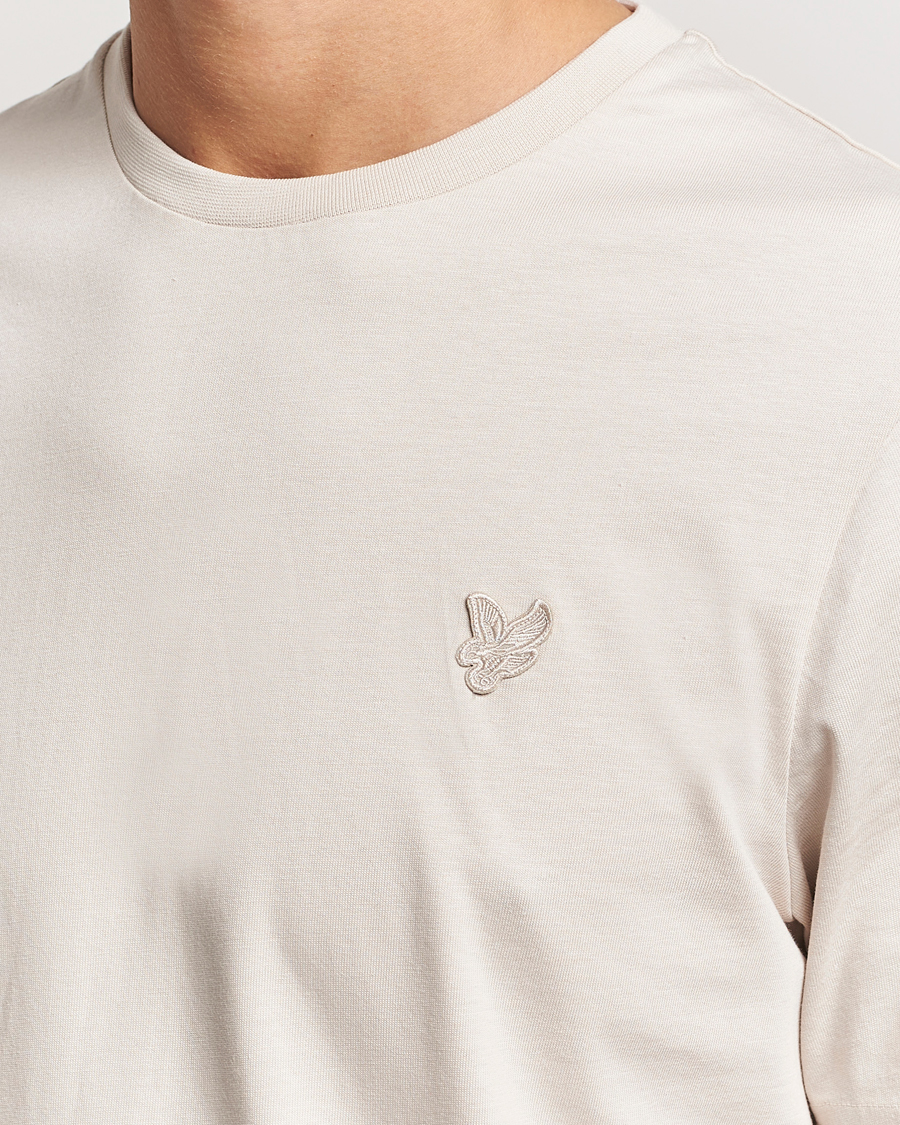 Homme | T-shirts | Lyle & Scott | Tonal Eagle Crew Neck T-Shirt Cove