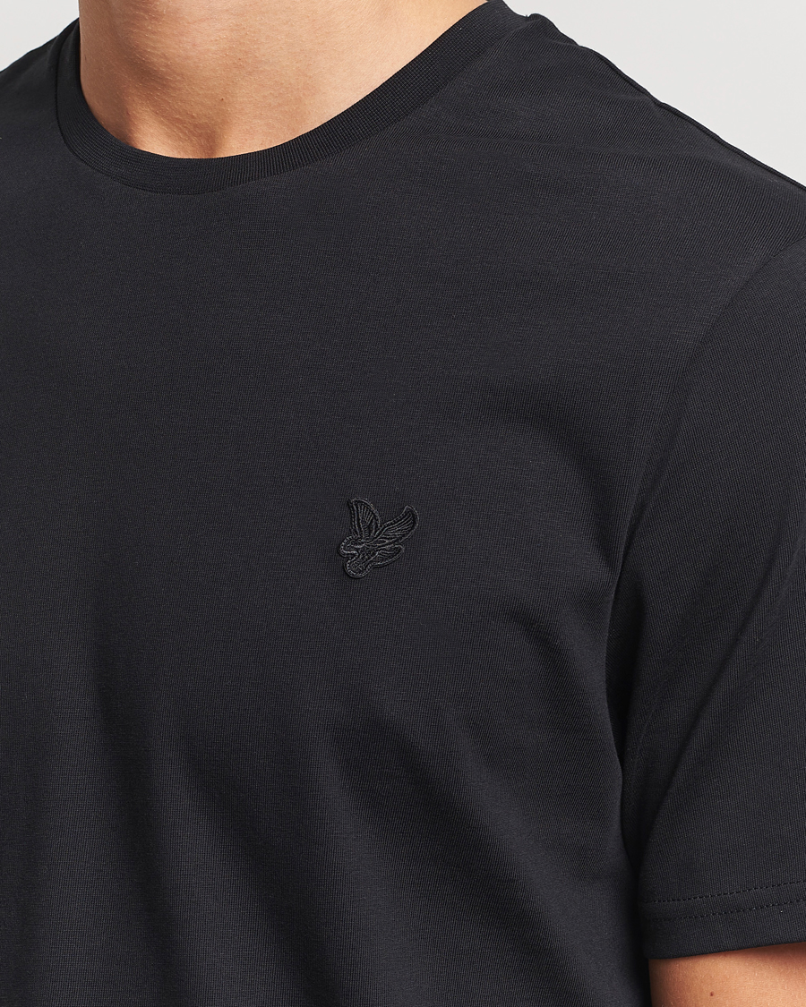 Homme | T-shirts | Lyle & Scott | Tonal Eagle Crew Neck T-Shirt Jet Black