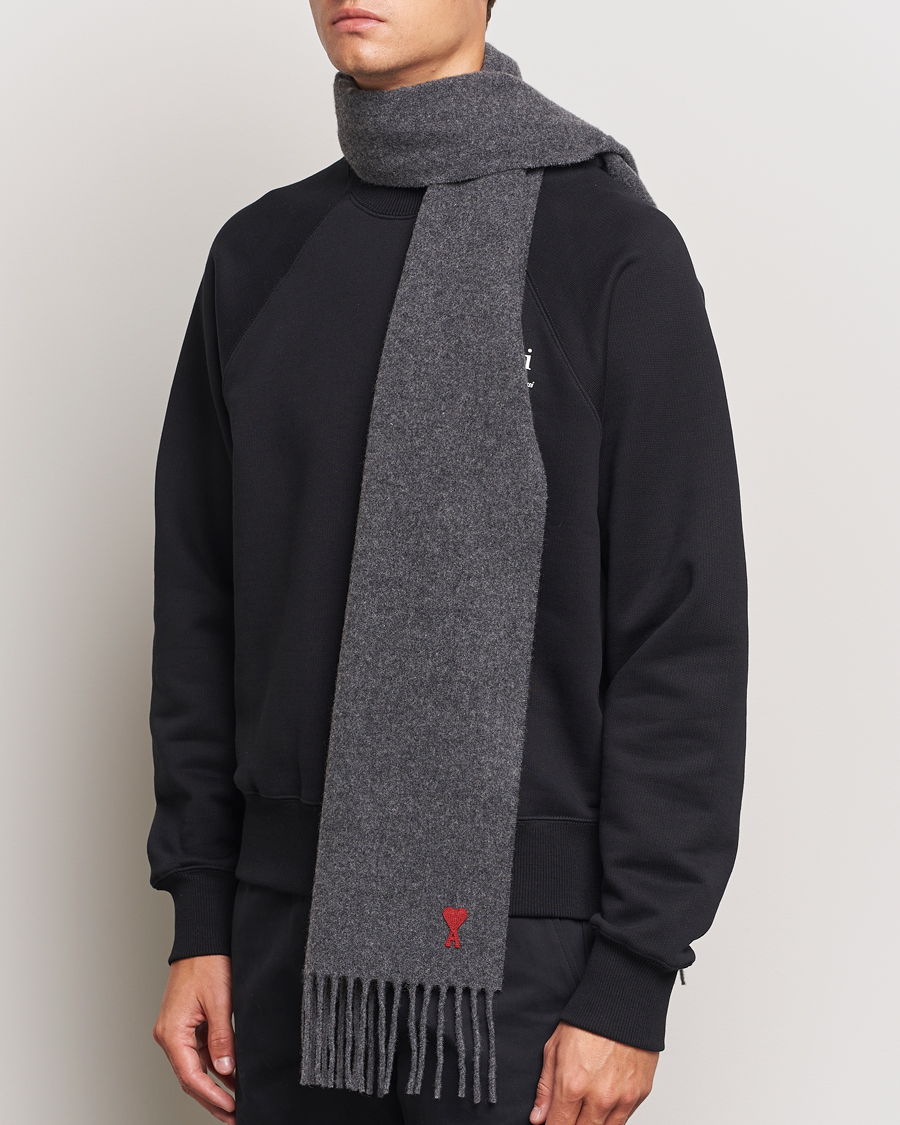 Homme | AMI Heart Logo Scarf Dark Grey | AMI | Heart Logo Scarf Dark Grey