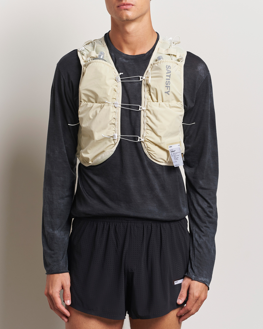 Homme | Satisfy Justice Cordura Hydration Vest Mineral Off White | Satisfy | Justice Cordura Hydration Vest Mineral Off White