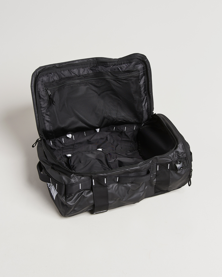 Homme | The North Face Base Camp Voyager Duffel 32L Black | The North Face | Base Camp Voyager Duffel 32L Black