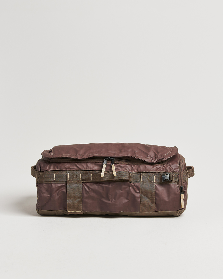 Homme | The North Face Base Camp Voyager Duffel 32L Brown | The North Face | Base Camp Voyager Duffel 32L Brown