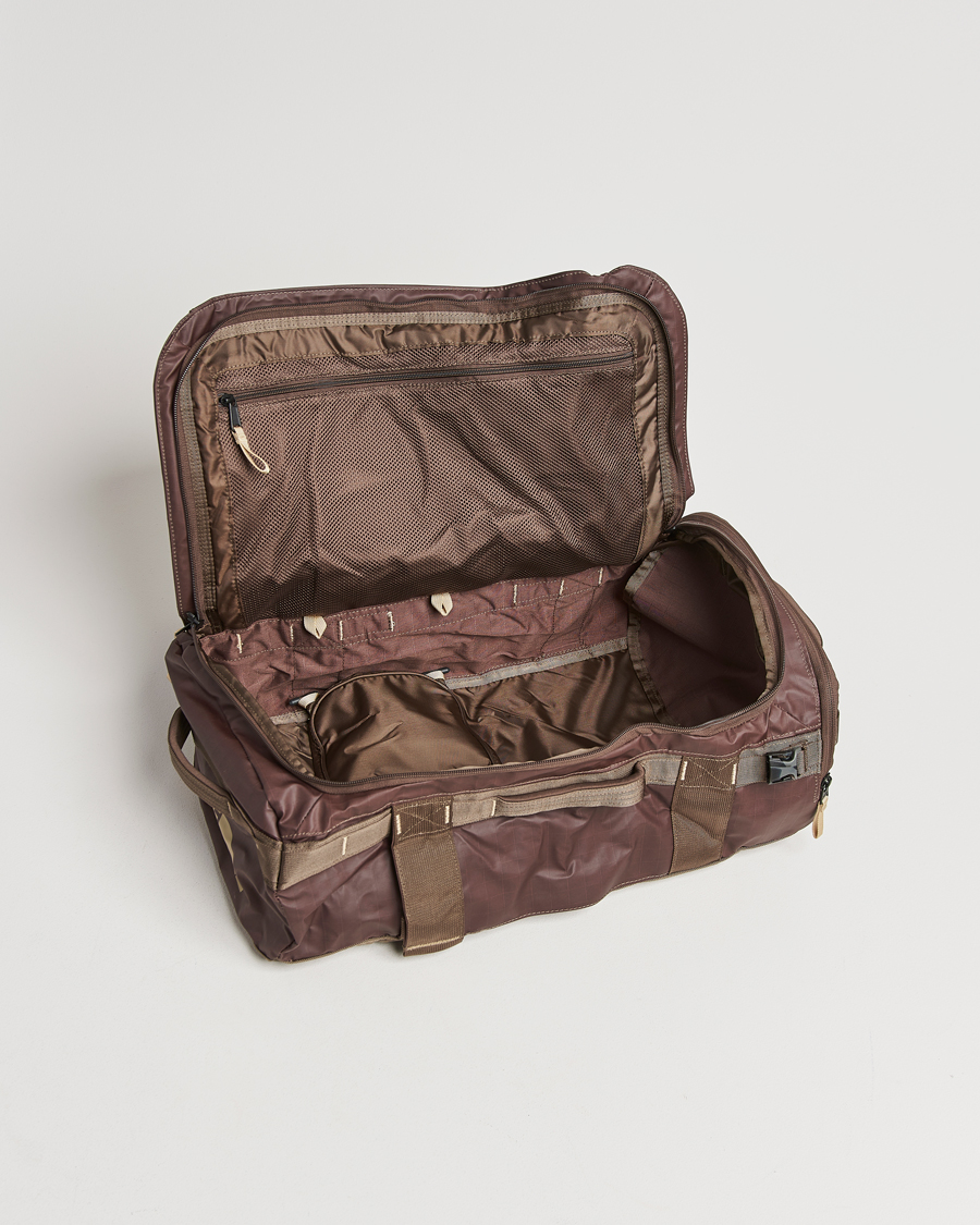 Homme | The North Face Base Camp Voyager Duffel 32L Brown | The North Face | Base Camp Voyager Duffel 32L Brown