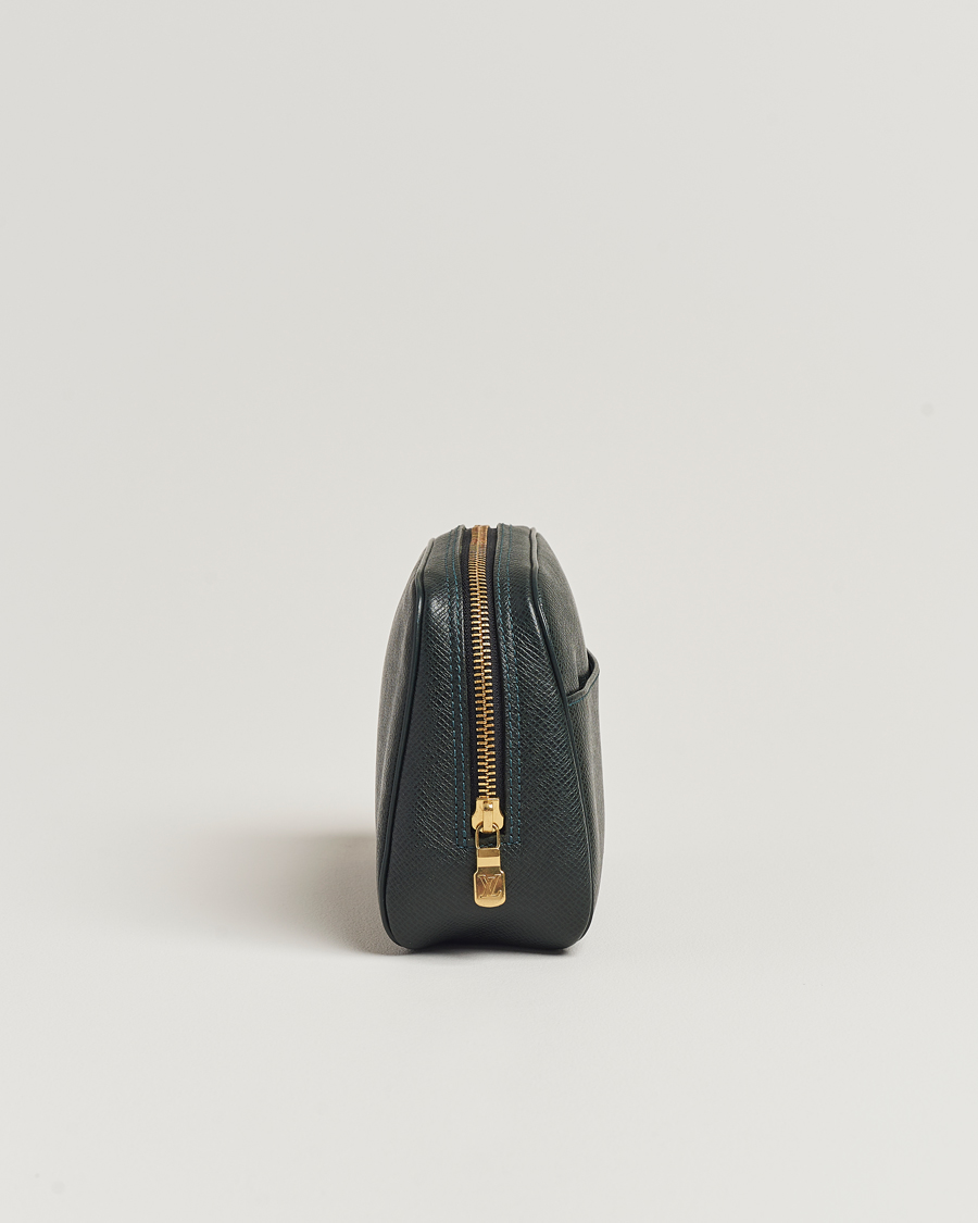 Homme | Louis Vuitton Pre-Owned Pochette Accessoir Washbag Green | Louis Vuitton Pre-Owned | Pochette Accessoir Washbag Green