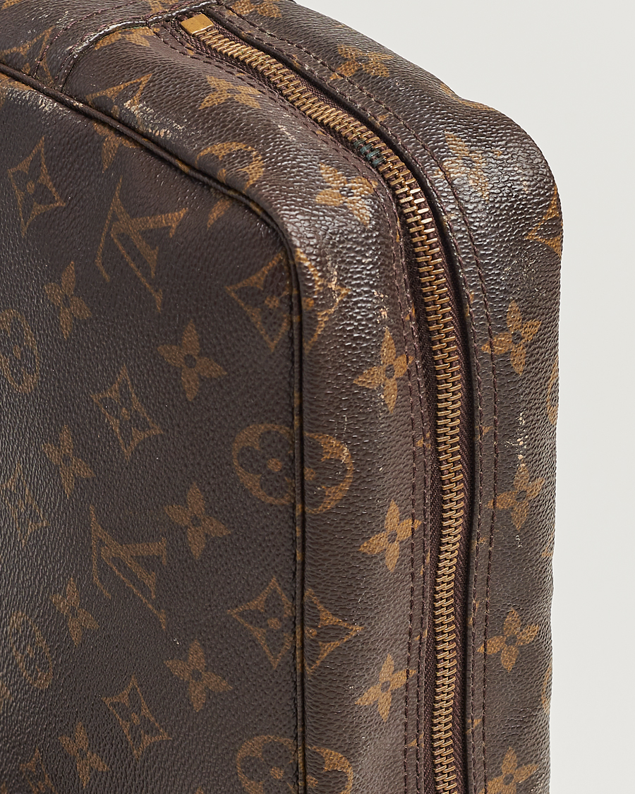 Homme | Louis Vuitton Pre-Owned Trousse de Toilette Washbag Monogram | Louis Vuitton Pre-Owned | Trousse de Toilette Washbag Monogram