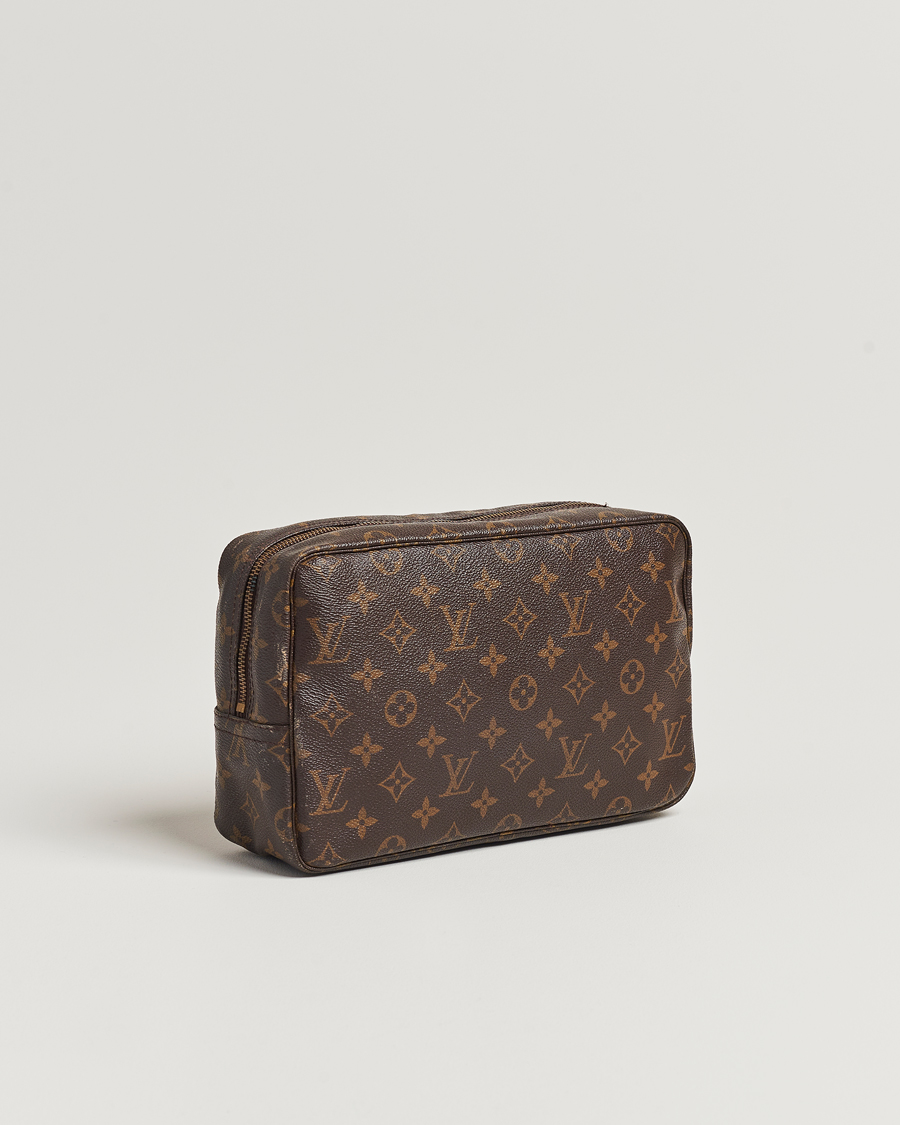 Homme | Louis Vuitton Pre-Owned Trousse de Toilette Washbag Monogram | Louis Vuitton Pre-Owned | Trousse de Toilette Washbag Monogram