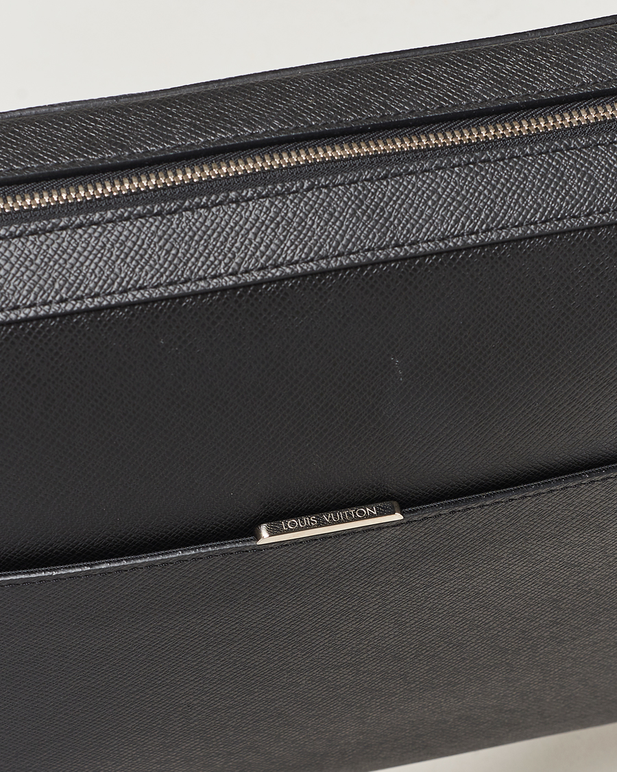 Homme | Louis Vuitton Pre-Owned Anton Messengerbag Black | Louis Vuitton Pre-Owned | Anton Messengerbag Black