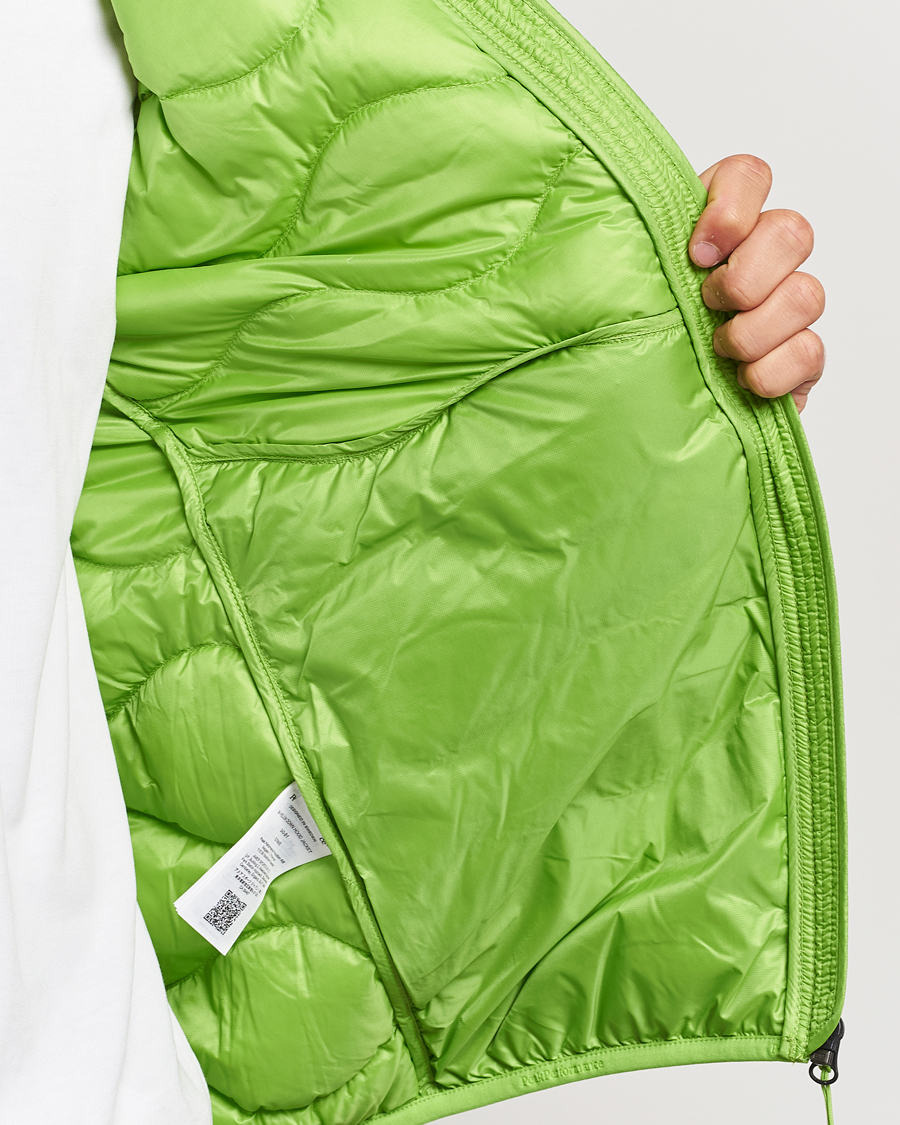 Homme | Manteaux Et Vestes | Peak Performance | Helium Down Hooded Jacket Stand Out Green