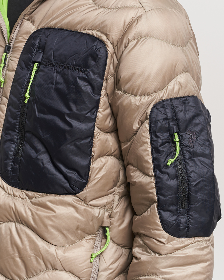 Homme | Manteaux Et Vestes | Peak Performance | Helium Utility Down Hood Jacket Avid Beige