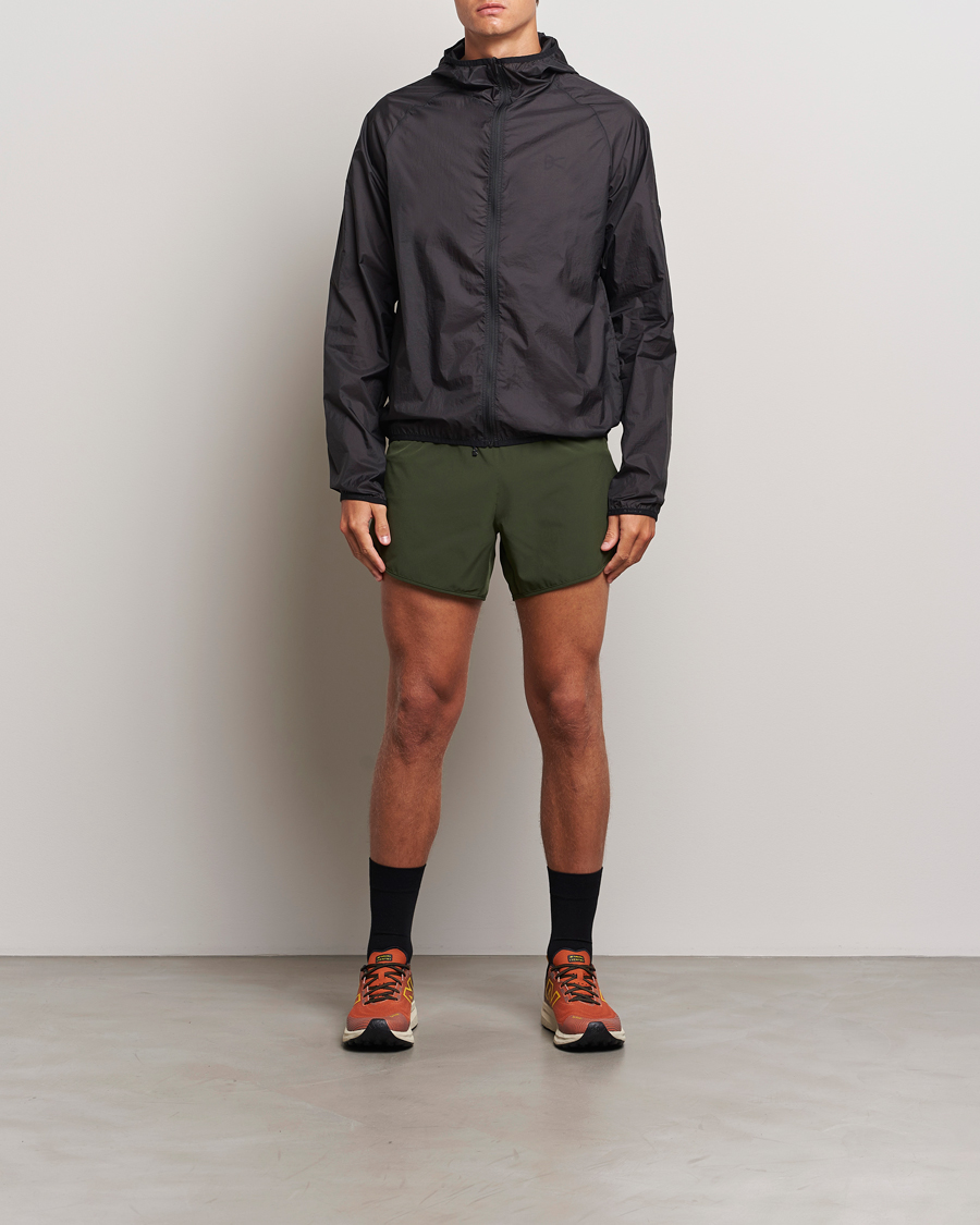 Homme | Shorts | District Vision | 5 Inch Training Shorts Ivy