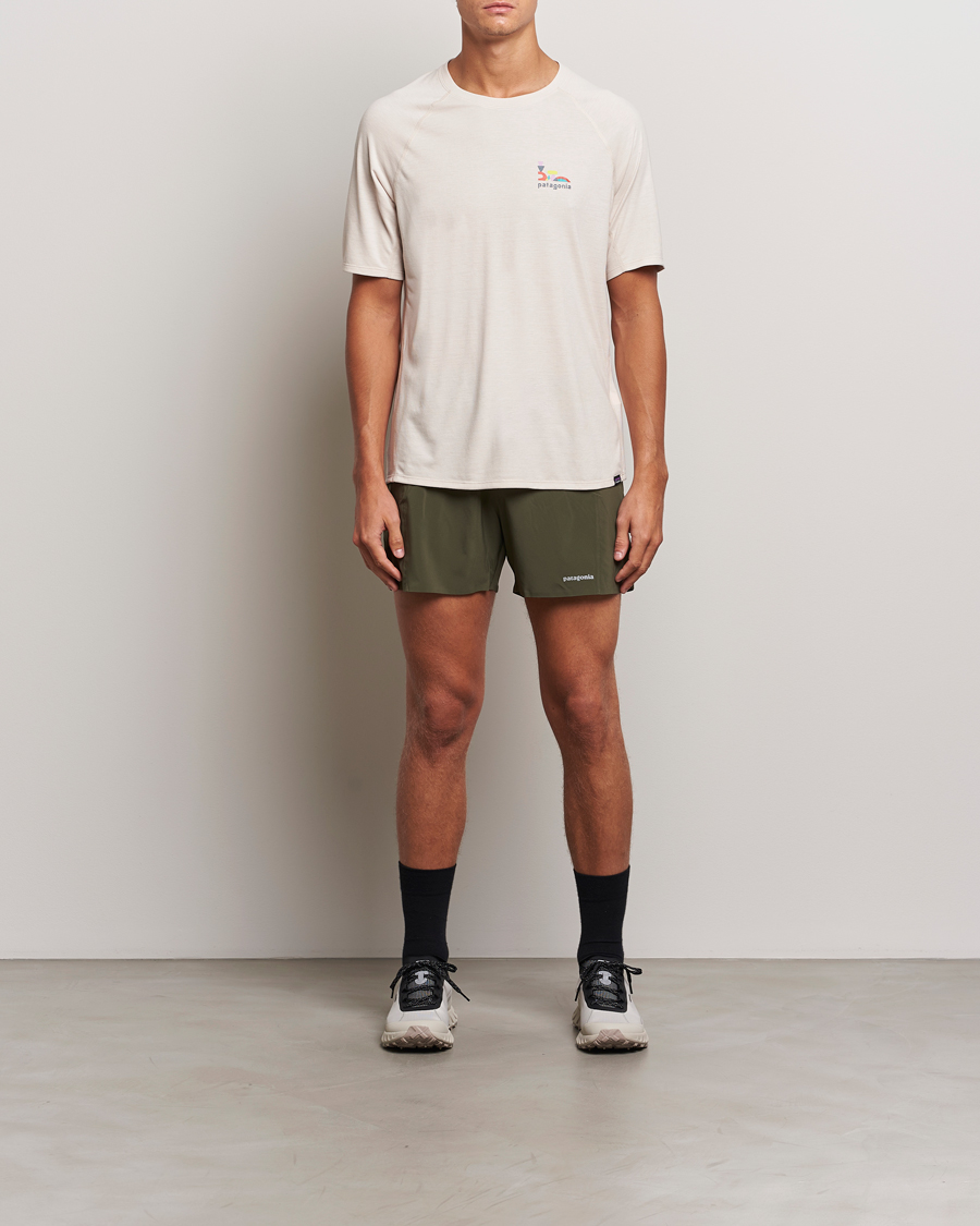 Homme | T-shirts | Patagonia | Short Sleeve Cap Cool Trail Graphic Shirt Pumice