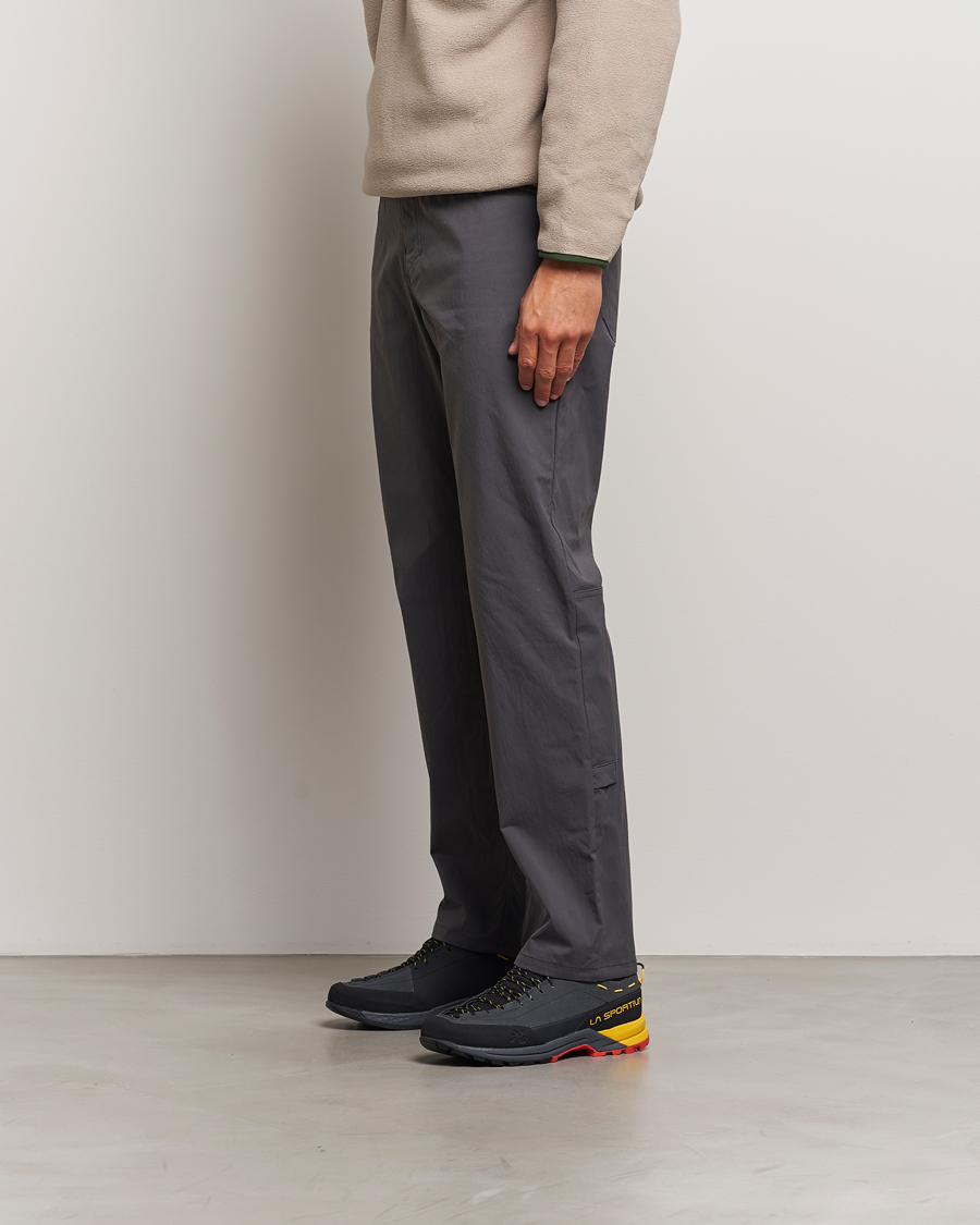 Homme | Chaussures De Randonnée | La Sportiva | TX Guide Leather Carbon/Yellow