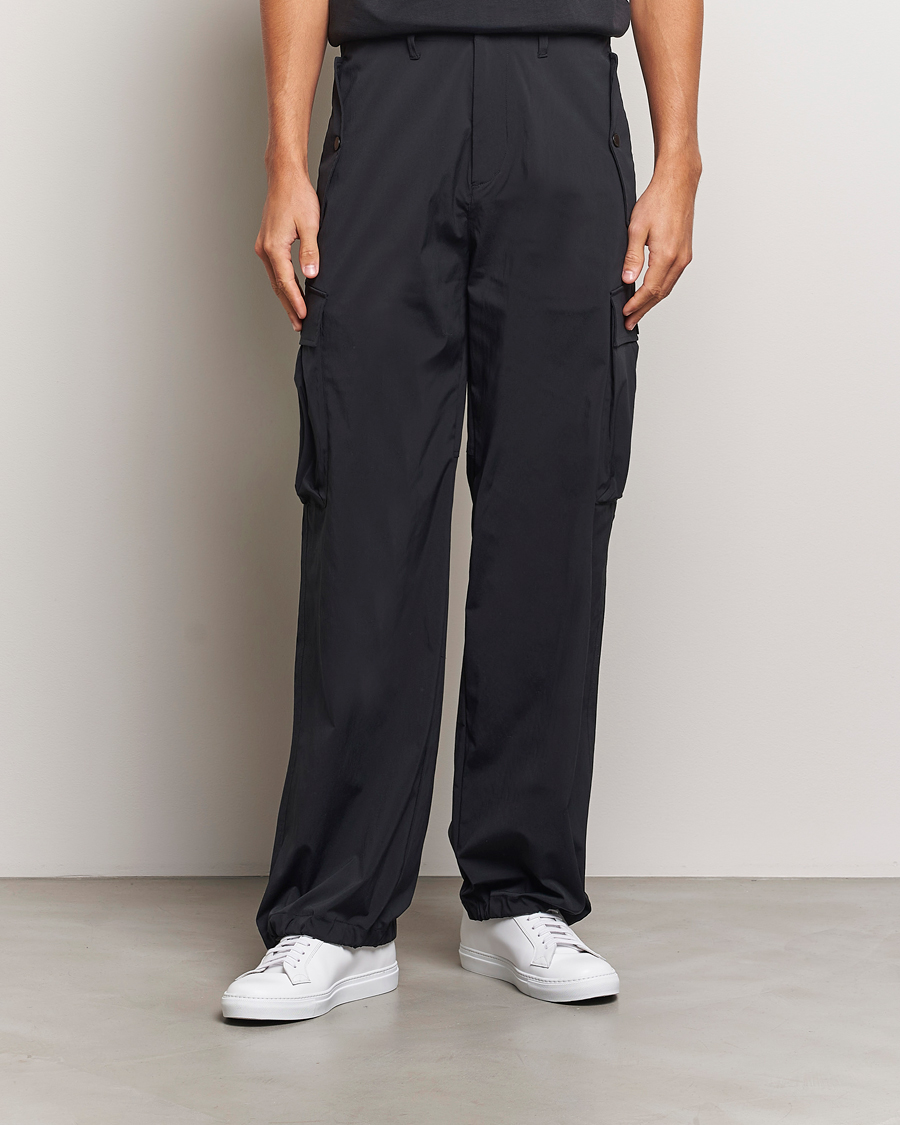 Homme | Pantalons | J.Lindeberg | Cosmo Tech Cargo Pants Black