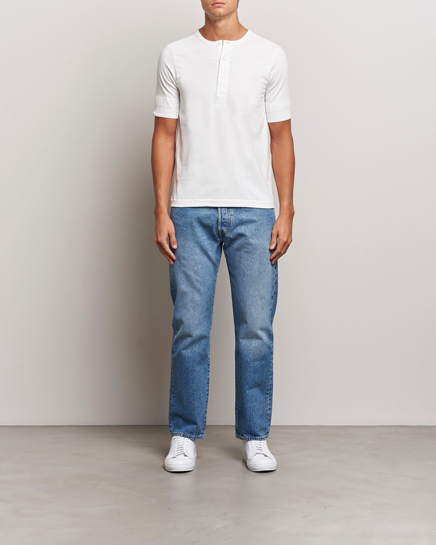 Homme | T-shirts | Merz b. Schwanen | Short Sleeve Organic Cotton Henley White