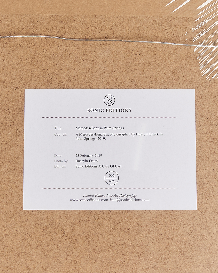 Homme | Affiches | Sonic Editions | Framed Mercedes-Benz in Palm Springs