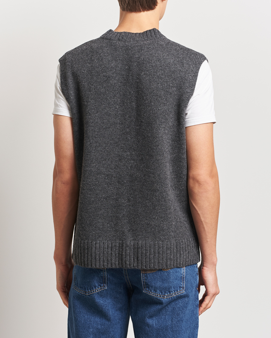 Homme | Pulls Et Tricots | A Day's March | Wigtown Lambswool V-Neck Vest Charcoal