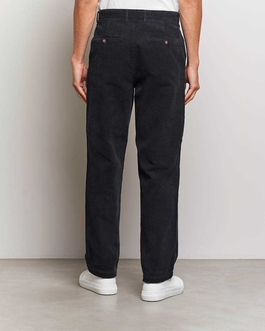 Homme | Pantalons | A Day's March | Redwood Corduroy Trousers Black
