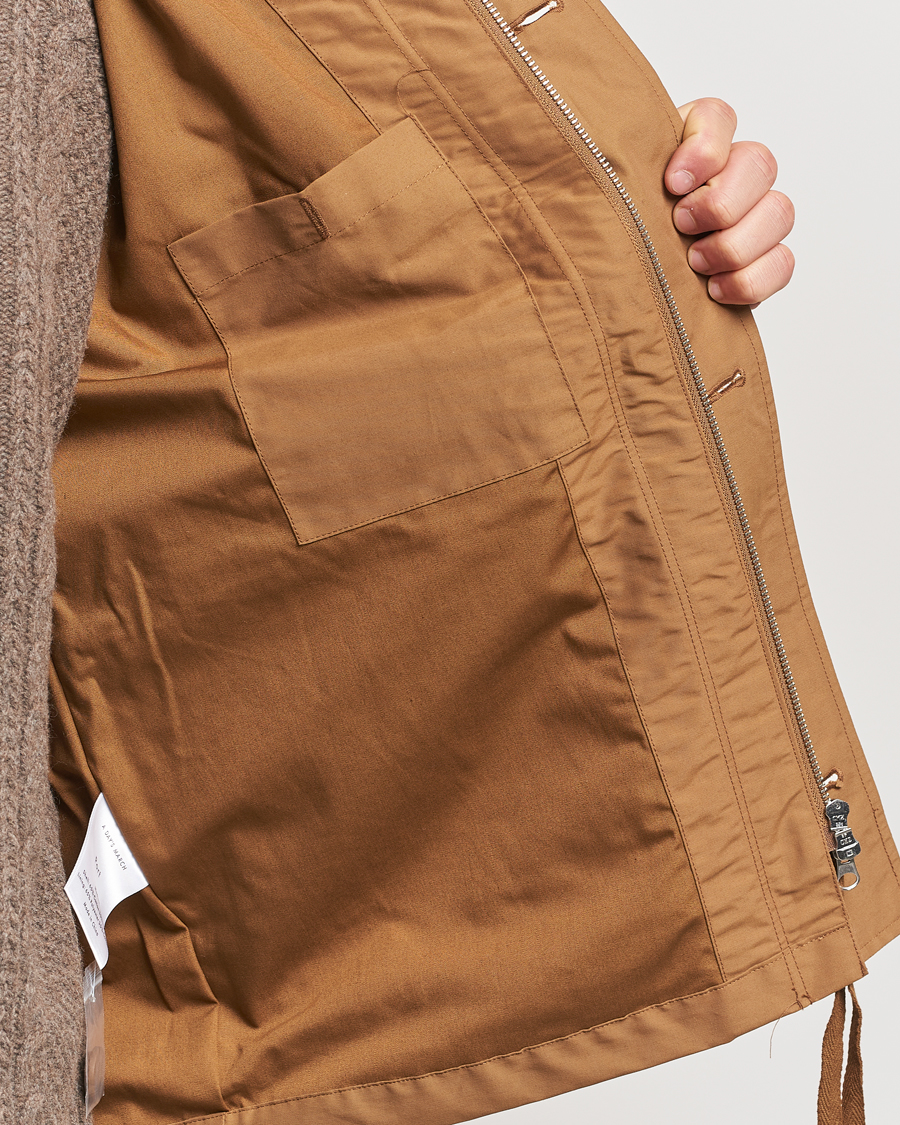 Homme | Manteaux Et Vestes | A Day's March | Port Short Nylon Parka Dijon