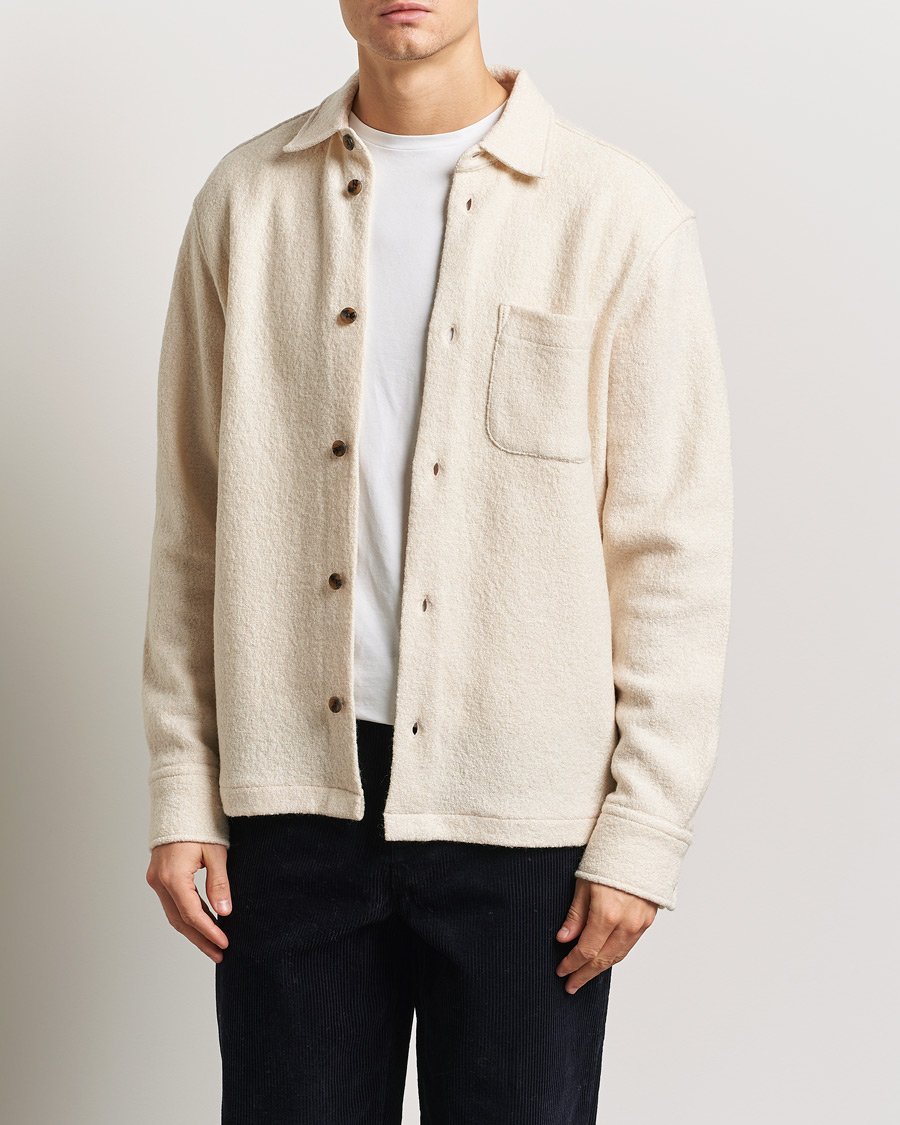 Homme | Chemises | LES DEUX | Kaleb Boucle Overshirt Ivory