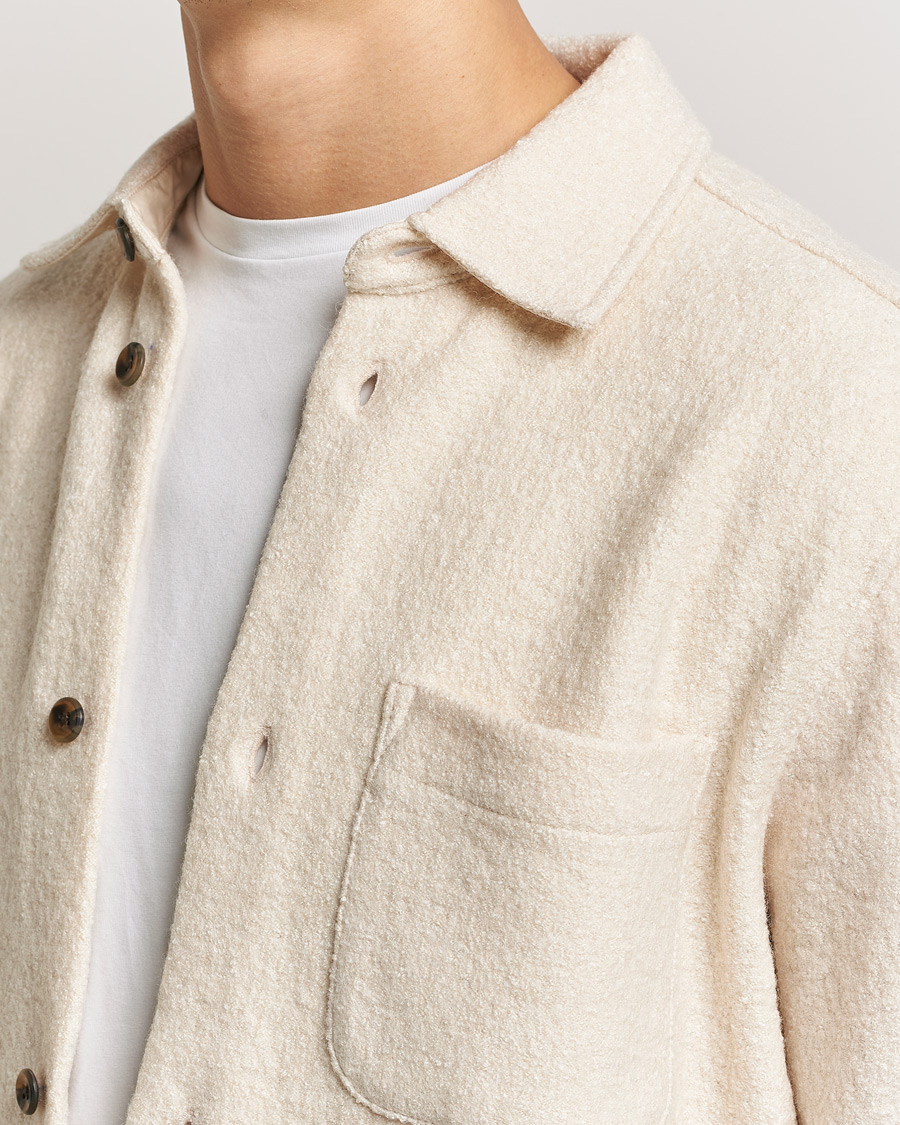 Homme | Chemises | LES DEUX | Kaleb Boucle Overshirt Ivory