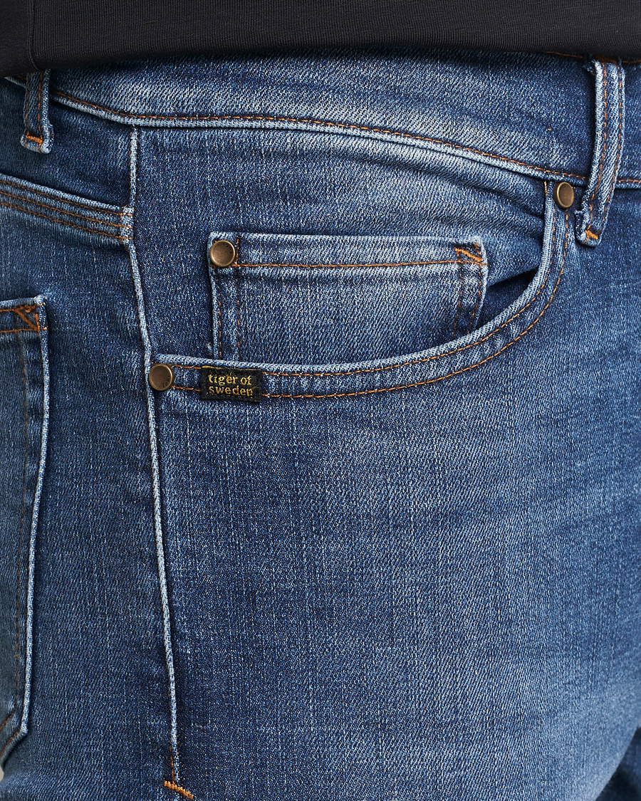 Homme | Jeans | Tiger of Sweden | Evolve Stretch Cotton Jeans Medium Blue