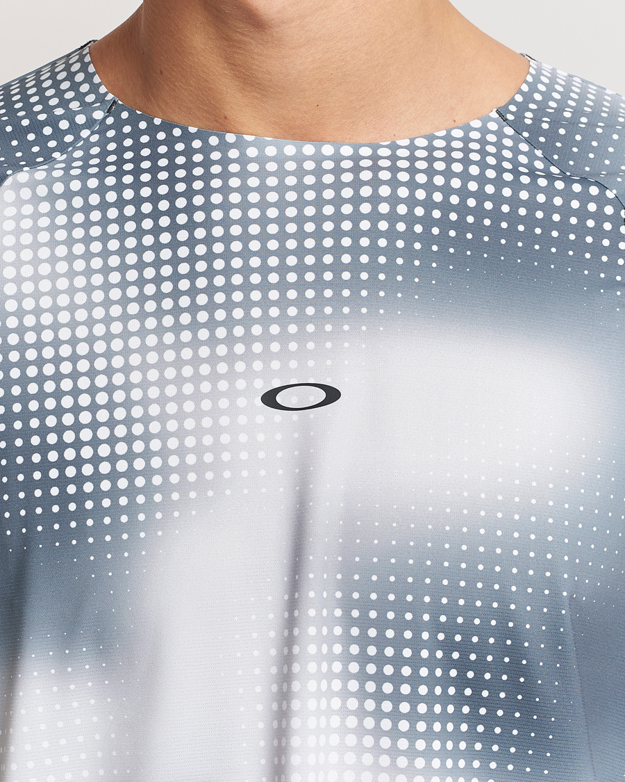 Homme | T-shirts | Oakley | Pursuit Pro Long Sleeve T-Shirt Organic Spots