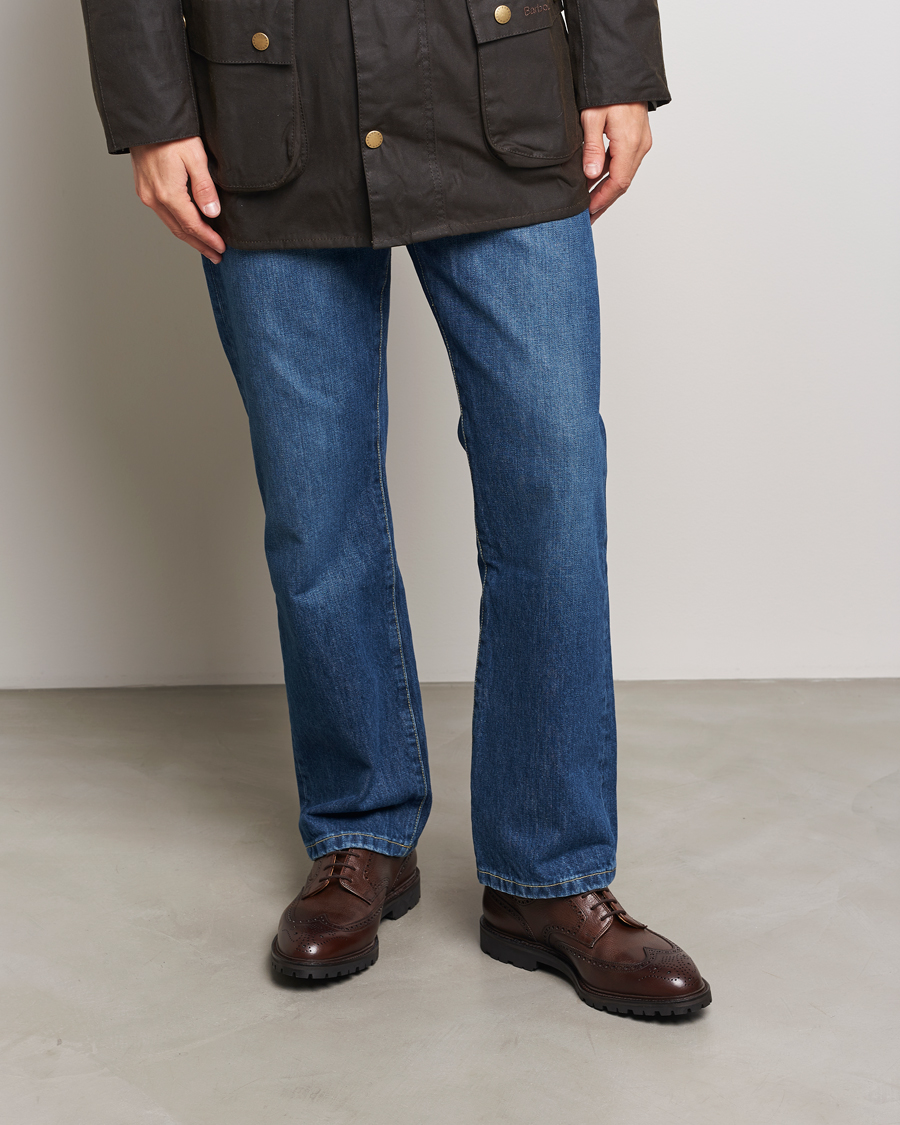 Homme | Richelieus | Crockett & Jones x Tärnsjö Garveri | Crockett & Jones Pembroke Milled Grain Vibram Dark Brown