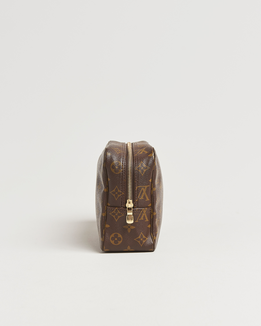 Homme | Louis Vuitton Pre-Owned Trousse Toilette 28 Bag Monogram  | Louis Vuitton Pre-Owned | Trousse Toilette 28 Bag Monogram 