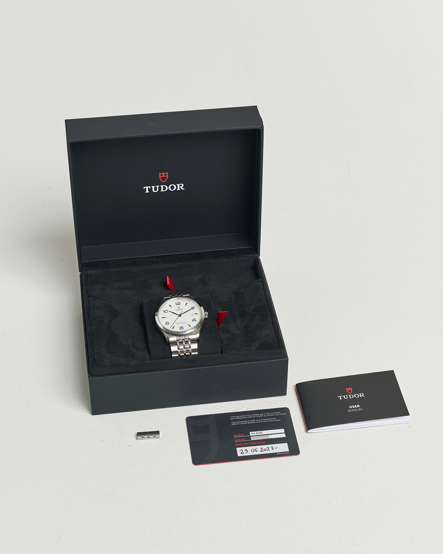 Homme | Tudor Pre-Owned 1926 M91650 Silver | Tudor Pre-Owned | 1926 M91650 Silver