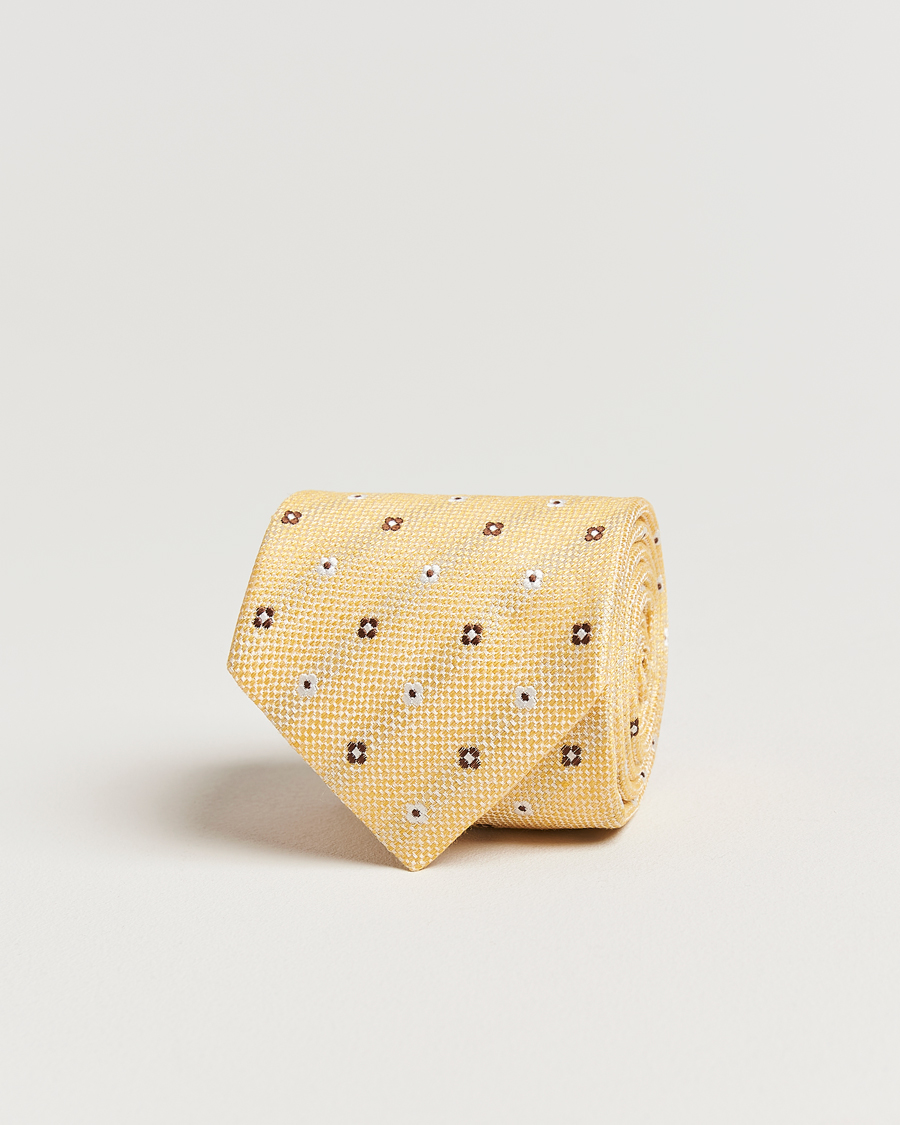 Homme | Amanda Christensen Silk/Linen Printed Flower 8cm Tie Yellow | Amanda Christensen | Silk/Linen Printed Flower 8cm Tie Yellow