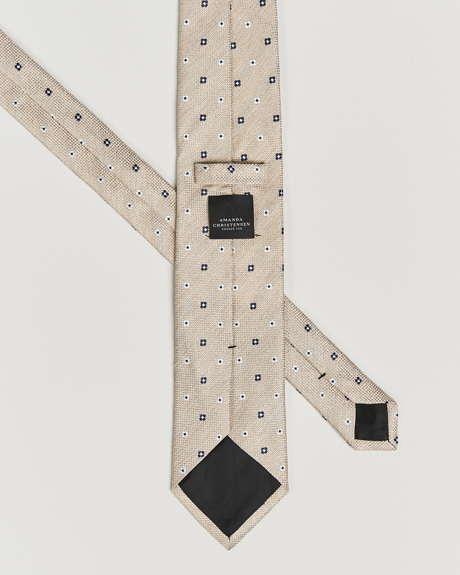 Homme | Amanda Christensen Silk/Linen Printed Flower 8cm Tie Sand | Amanda Christensen | Silk/Linen Printed Flower 8cm Tie Sand
