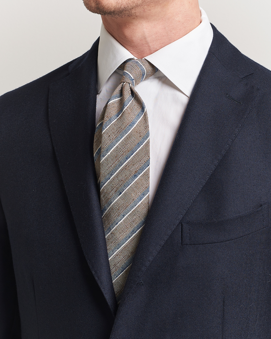 Homme | Amanda Christensen Silk Shantung Striped 8cm Tie Brown | Amanda Christensen | Silk Shantung Striped 8cm Tie Brown