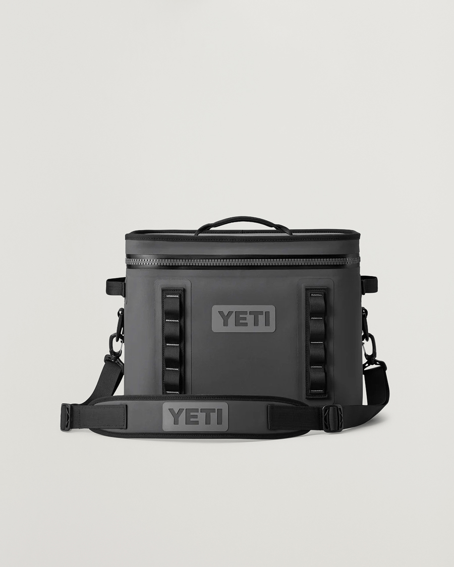 Homme | Outdoor living | YETI | Hopper Flip 18 Soft Cooler Charcoal