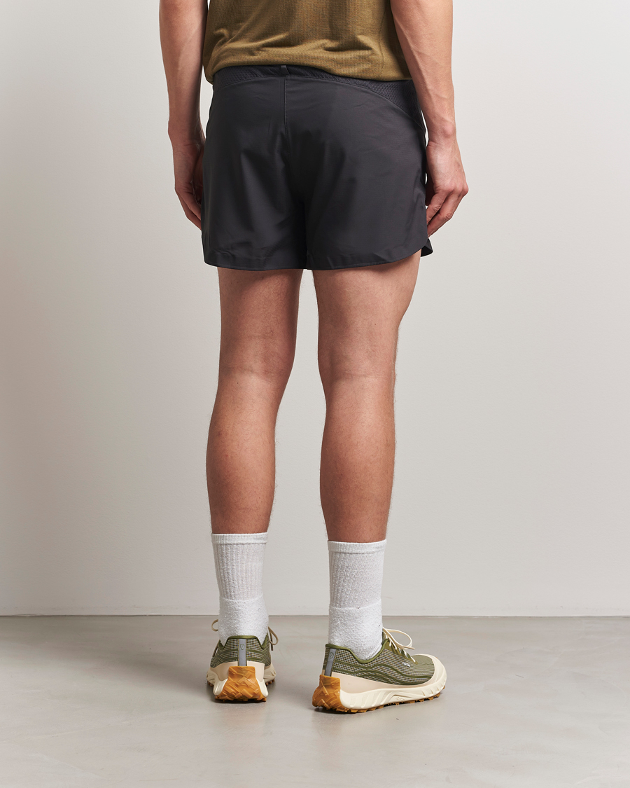 Homme | Shorts | Klättermusen | Bele Running Shorts Raven