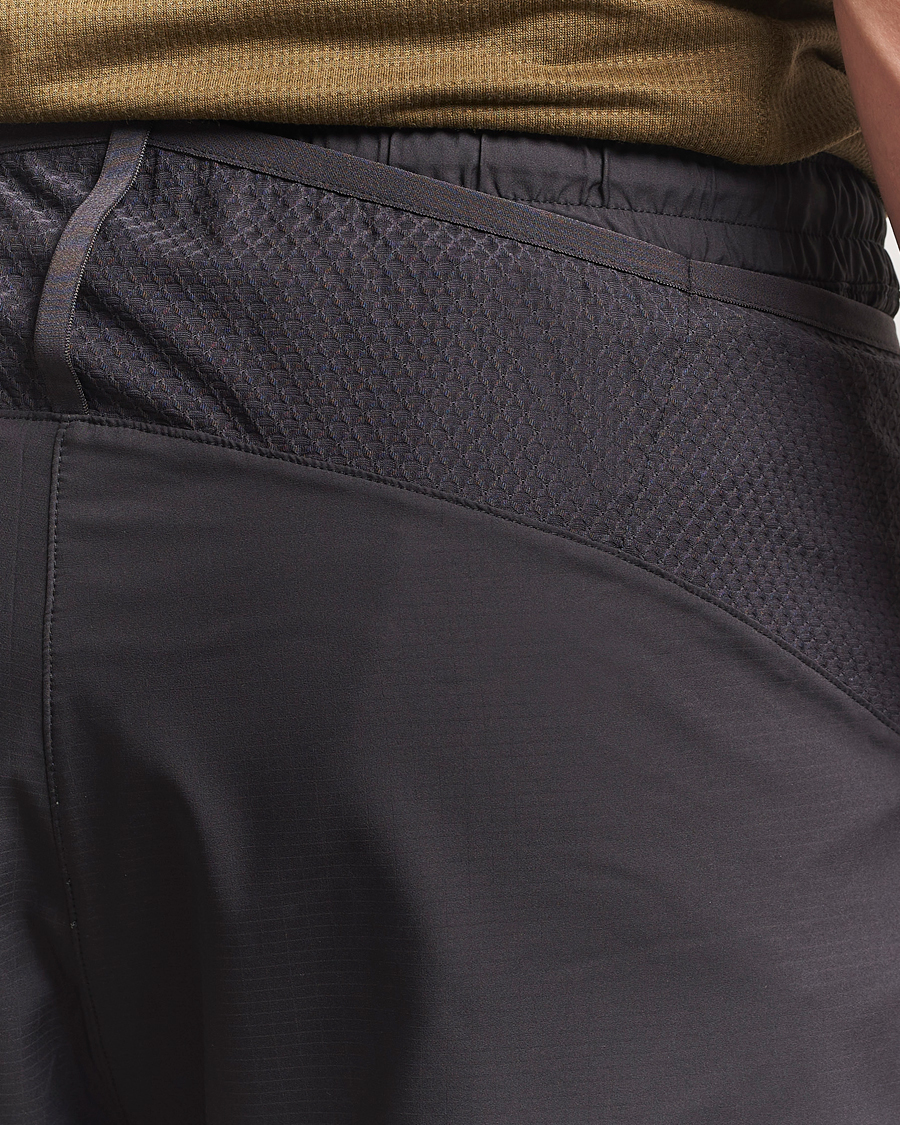 Homme | Shorts | Klättermusen | Bele Running Shorts Raven