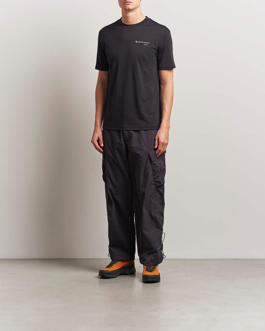 Homme | T-shirts | Klättermusen | Narfi Short Sleeve Running T-Shirt Raven